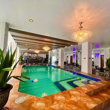 Bergamo Hotel Lingayen Kültér fotó